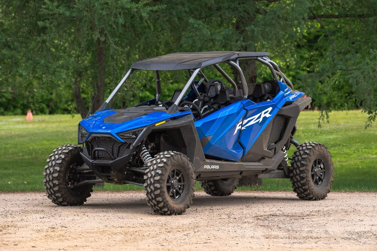 RZR PRO XP 4 Ultimate Rockford Fosgate LE