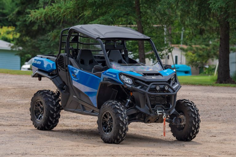 Can Am Commander XT Work and Play Adventure