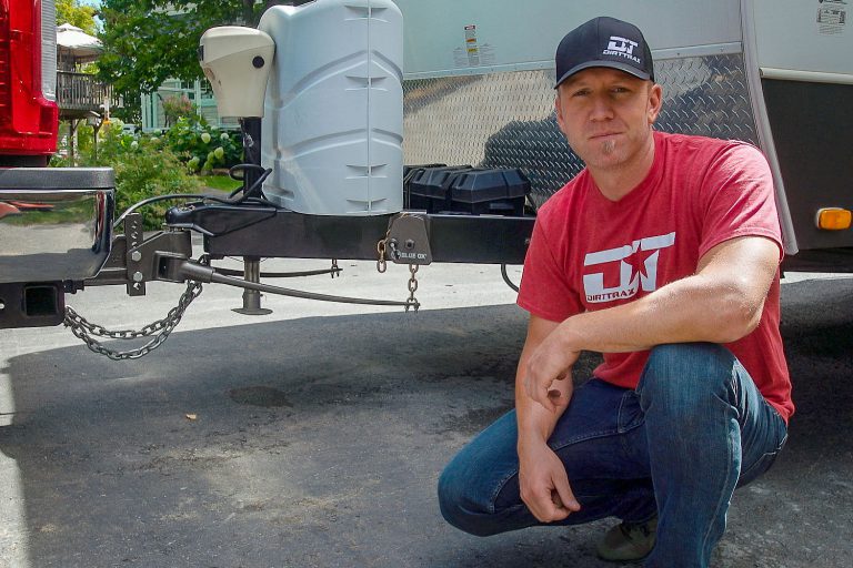 3-Best BLUE OX Weight Distribution Hitches for Towing A Trailer