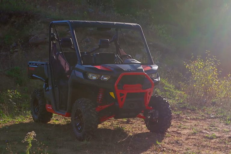 Full REVIEW: 2019 Can-Am Defender XT-P